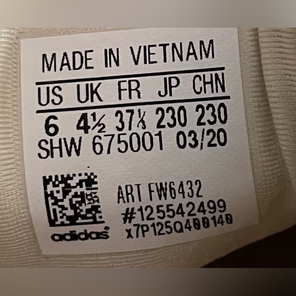 ADIDAS ORIGINALS NMD R1 CHALK WHITE AUTHENTIC WOMENS US SIZE 6 - Picture 10 of 10